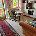 Bei Helga Apartment *